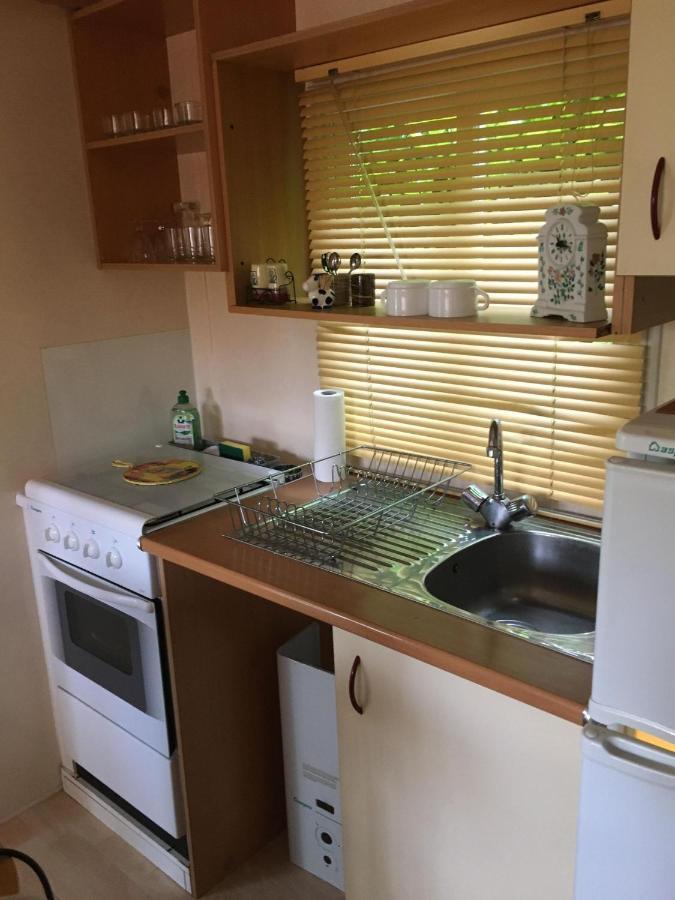 Mobile Home Avec Parking Chorges Zewnętrze zdjęcie
