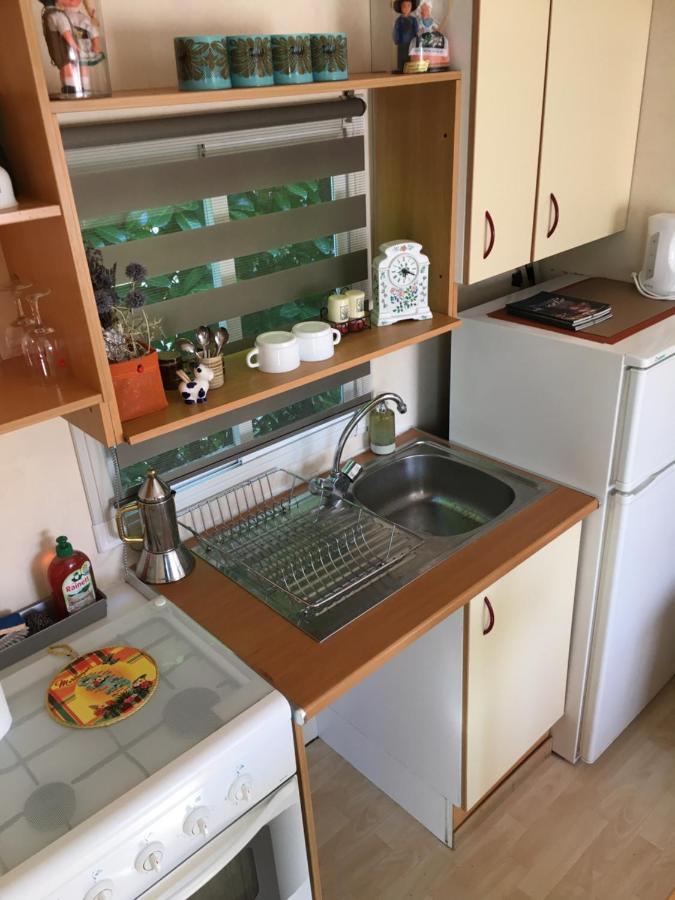 Mobile Home Avec Parking Chorges Zewnętrze zdjęcie